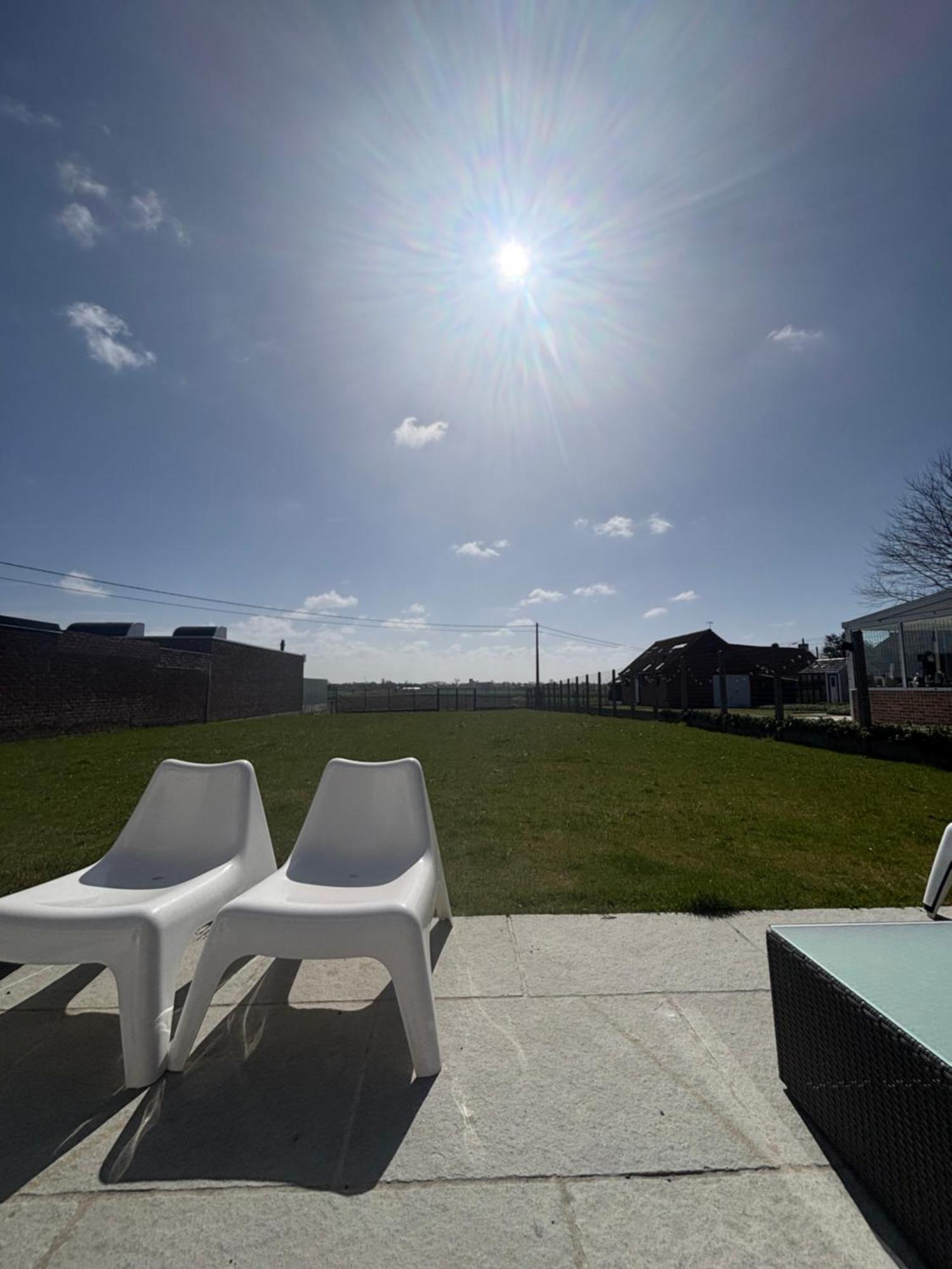 Villa Relax Kortemark Bagian luar foto